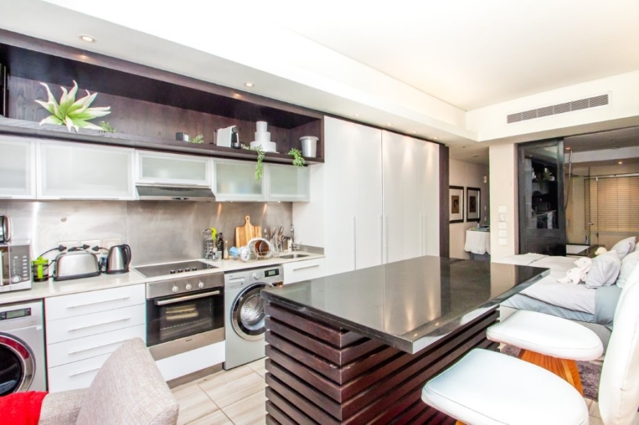 1 Bedroom Property for Sale in Cape Town City Centre Western Cape